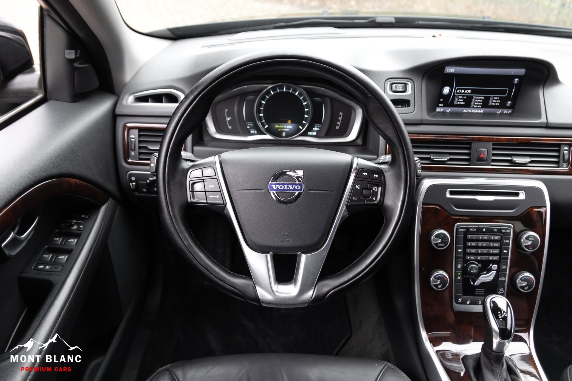 Volvo XC70 3.0 T6 Summum – foto 33