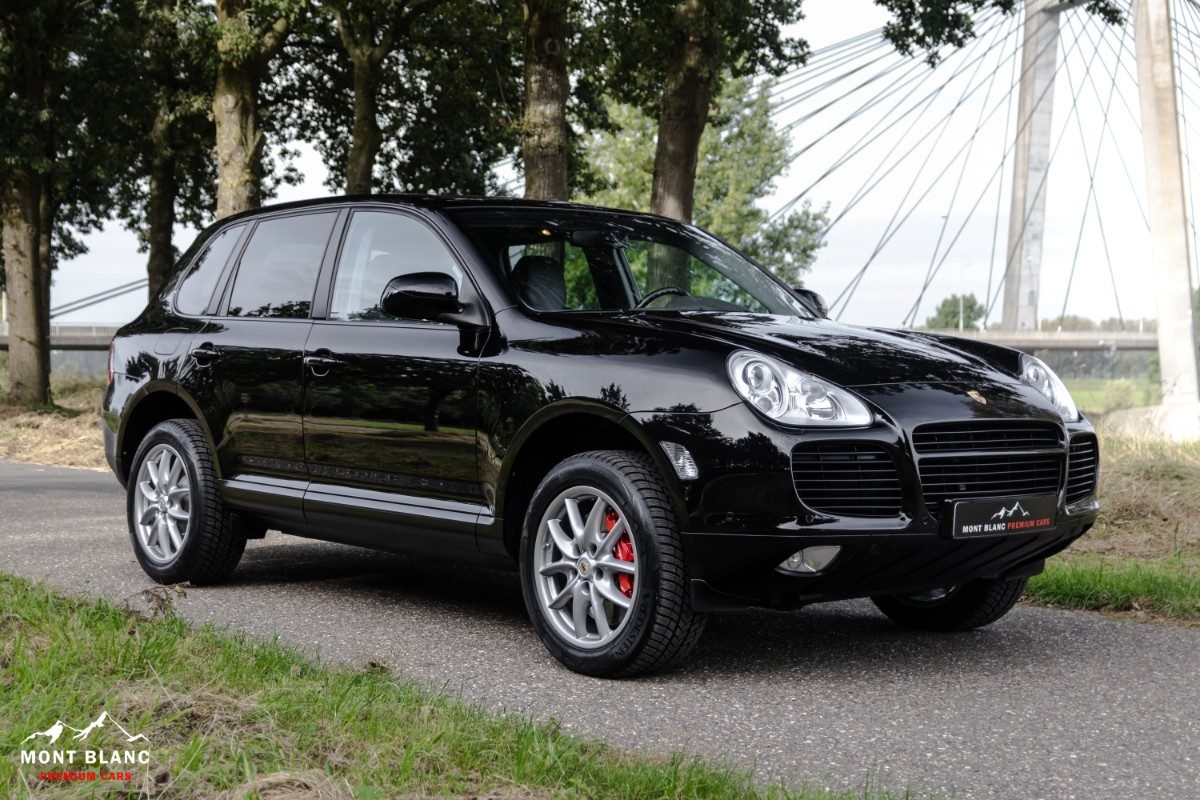ORshoots - Mont Blanc Premium Cars - Porsche Cayenne Turbo - Met WM (1)