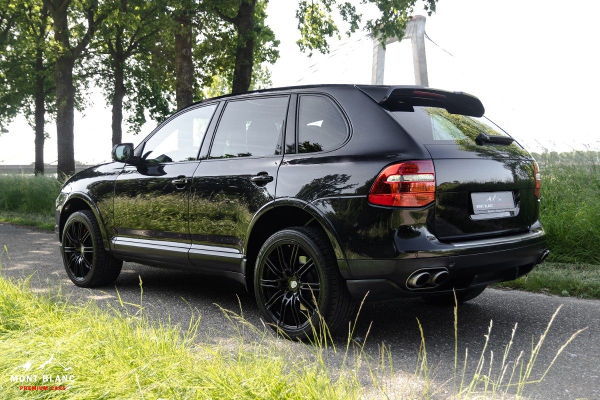 ORshoots - Mont Blanc Premium Cars - Porsche Cayenne Turbo - Met WM (11)