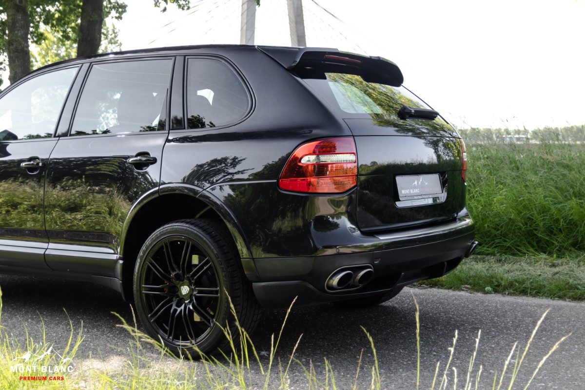 ORshoots - Mont Blanc Premium Cars - Porsche Cayenne Turbo - Met WM (12)