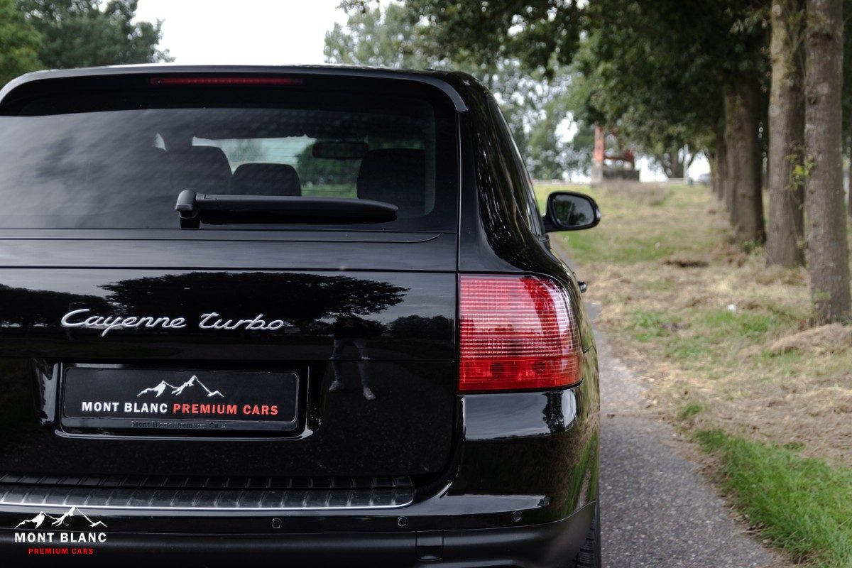 ORshoots - Mont Blanc Premium Cars - Porsche Cayenne Turbo - Met WM (13)