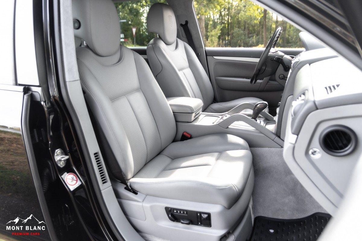 ORshoots - Mont Blanc Premium Cars - Porsche Cayenne Turbo - Met WM (31)