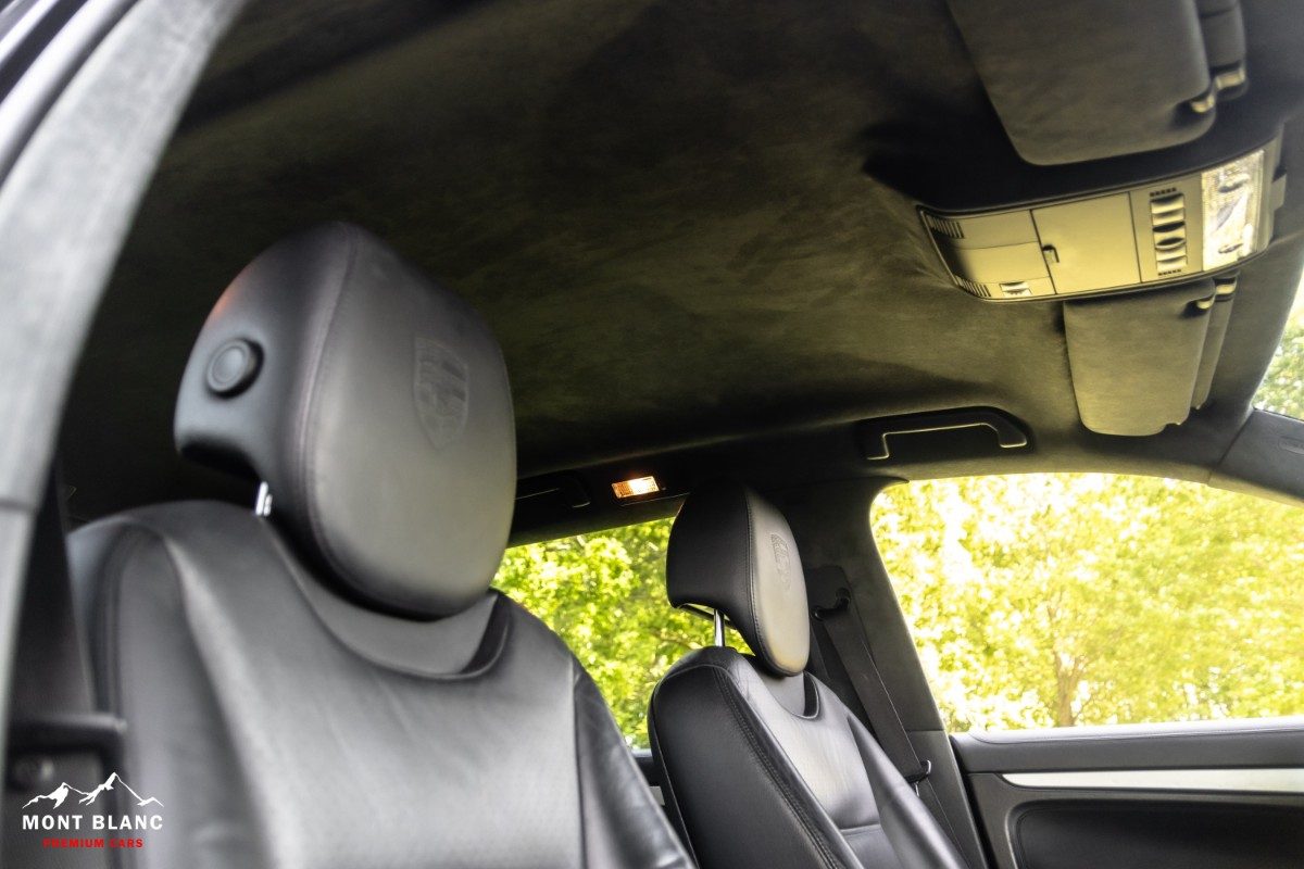 ORshoots - Mont Blanc Premium Cars - Porsche Cayenne Turbo - Met WM (36)
