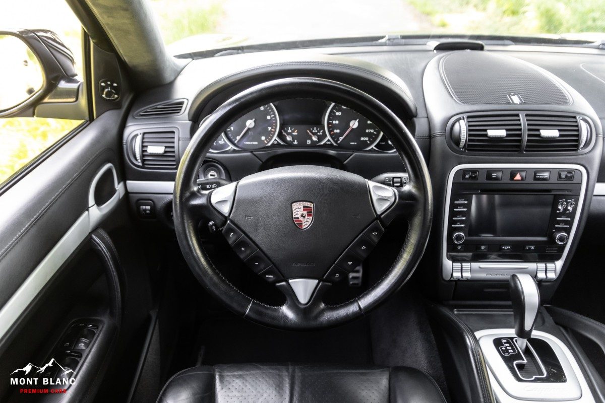 ORshoots - Mont Blanc Premium Cars - Porsche Cayenne Turbo - Met WM (40)