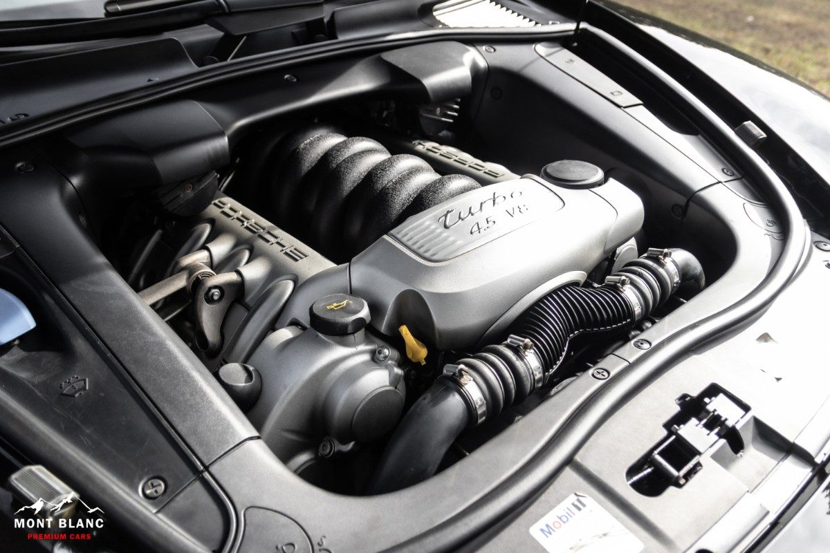 ORshoots - Mont Blanc Premium Cars - Porsche Cayenne Turbo - Met WM (43)