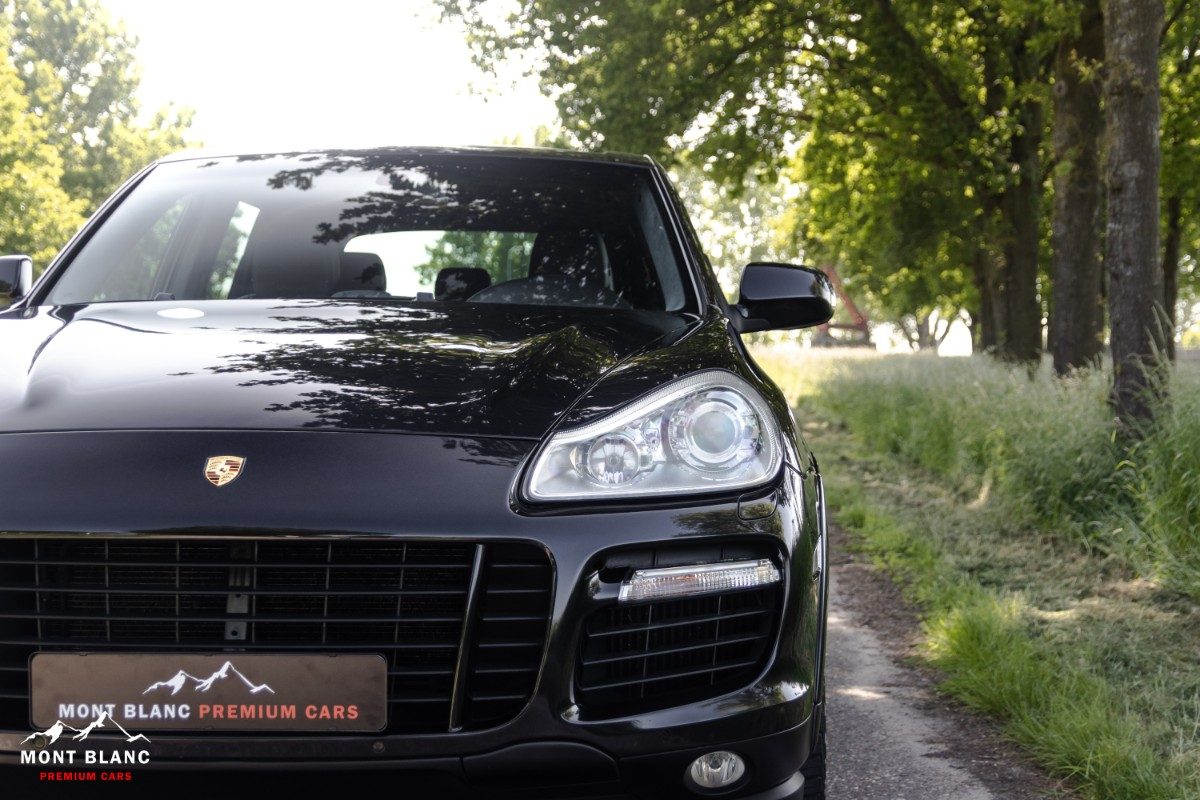 ORshoots - Mont Blanc Premium Cars - Porsche Cayenne Turbo - Met WM (6)